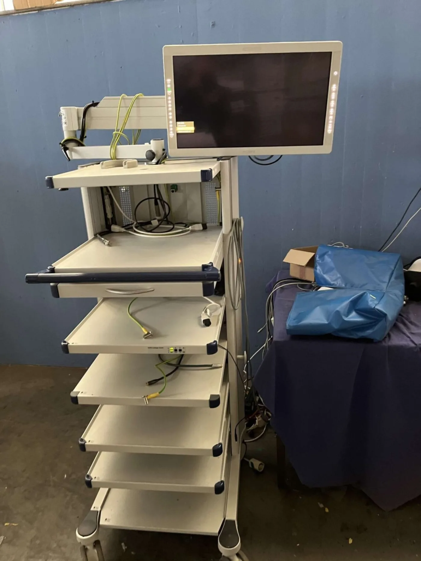 Endoskopiewagen /Endoscopy trolly (Gebraucht, sehr gut) - 3