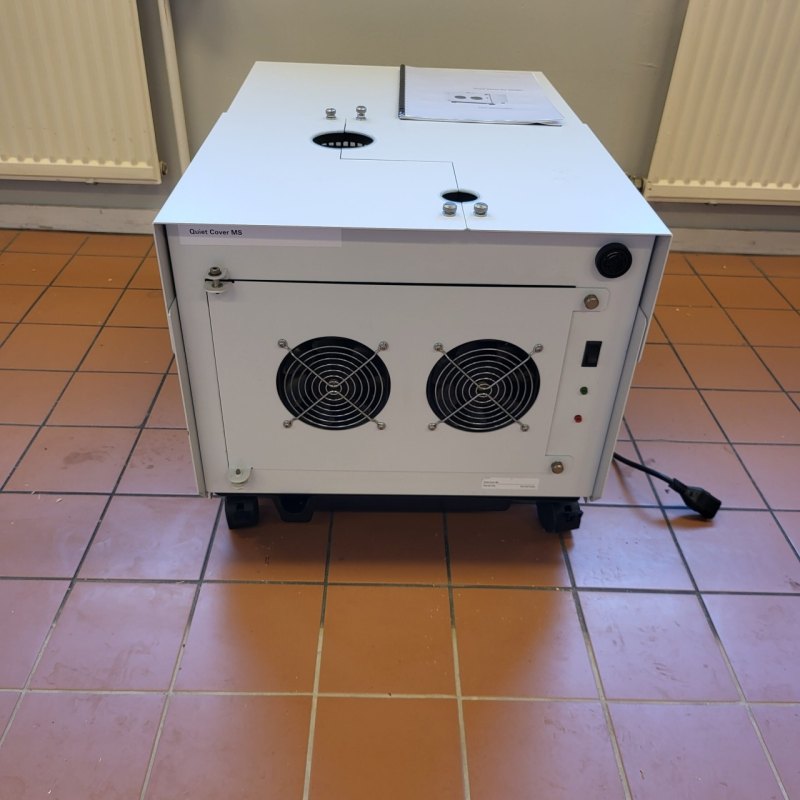 2290 - Used Agilent quiet cover for MS40+