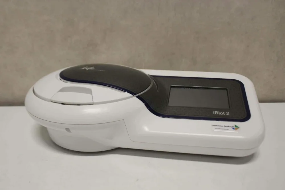 Life Technologies iBlot 2 Gel Transfer Device