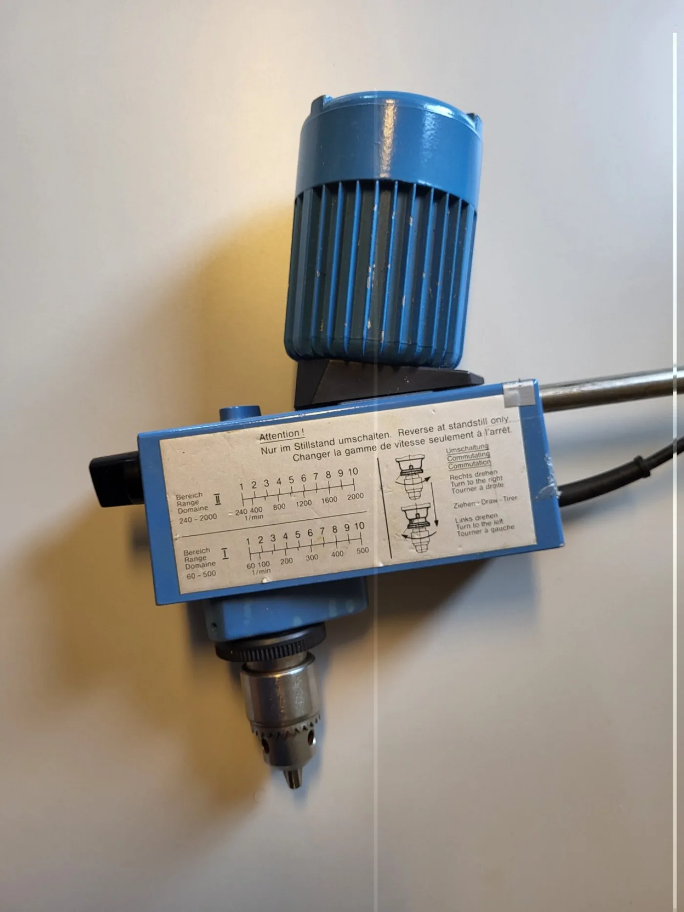 2417- Used IKA RW 20 analog overheadstirrer - 1