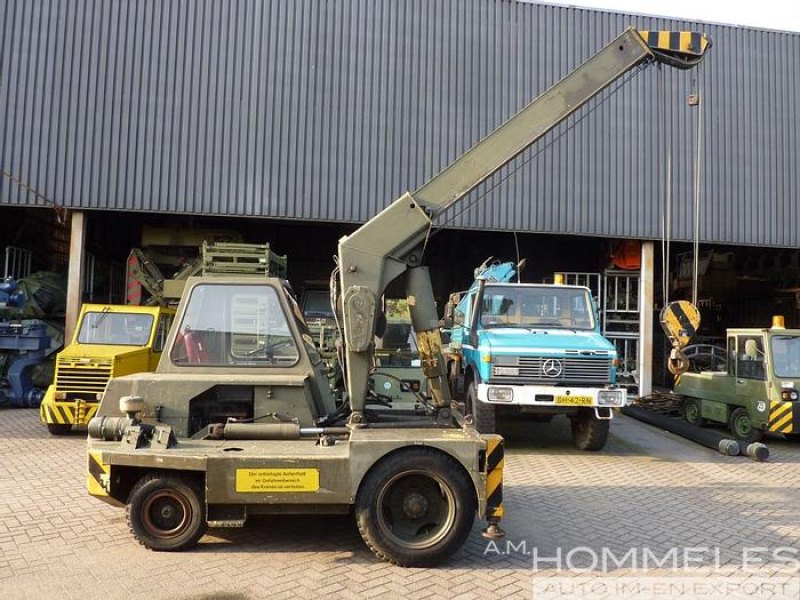 Demag V42S