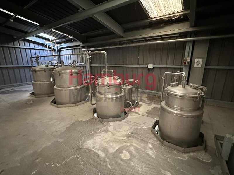 Complete GEA Niro Atomizer powder plant with 4-Effect TVR Evaporator, Spray Dryer, Fluidbed Dryer, Cyrstallisation tanks and filling station