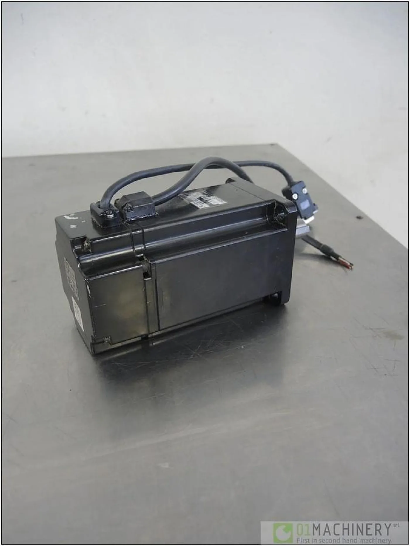 2001 OMRON W75030H-S1 AI1553 - 3