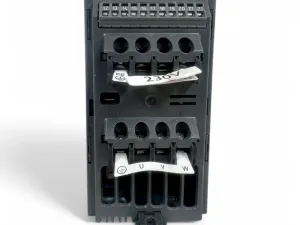 Siemens MICROMASTER Vector 6SE3213-6CA40 Frequenzumrichter