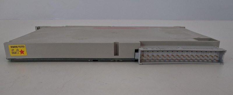 Siemens SIMATIC S5 6ES5 470-4UC13 Analogausgabemodul