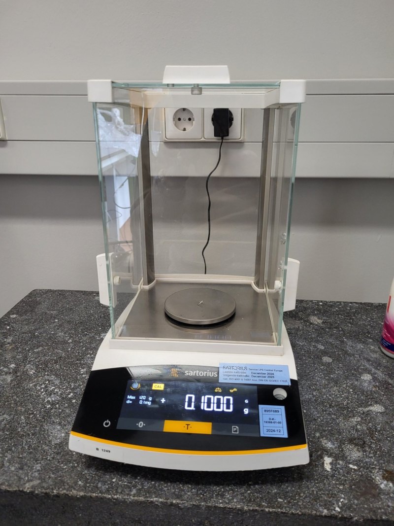 2540 - Used Sartorius BCE124-1S Analytical Balance