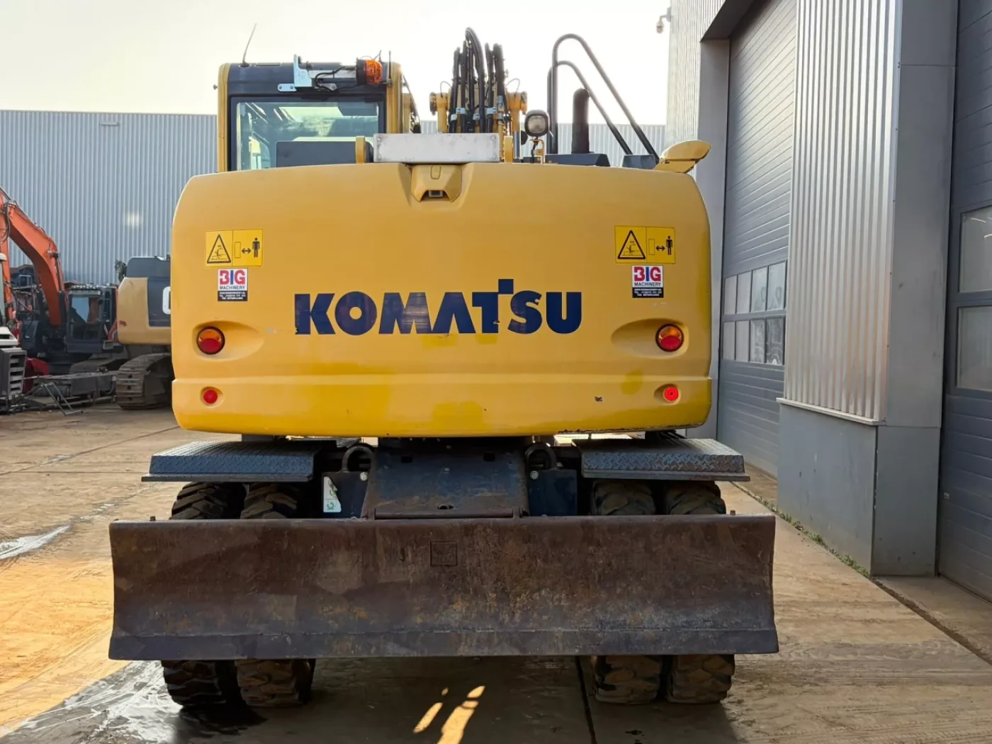 Komatsu PW148-10 - 4