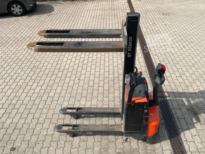 BT Toyota Hochhubwagen Elektro SWE080L Staxio 800kg