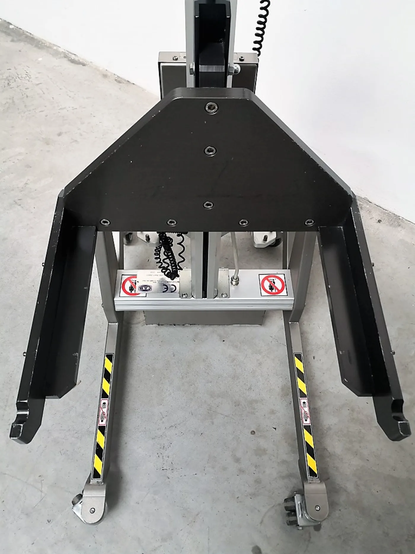 CARRELLO ELEVATORE – PARTENA CAM – MOD. LIFT&DRIVE 125P - 3