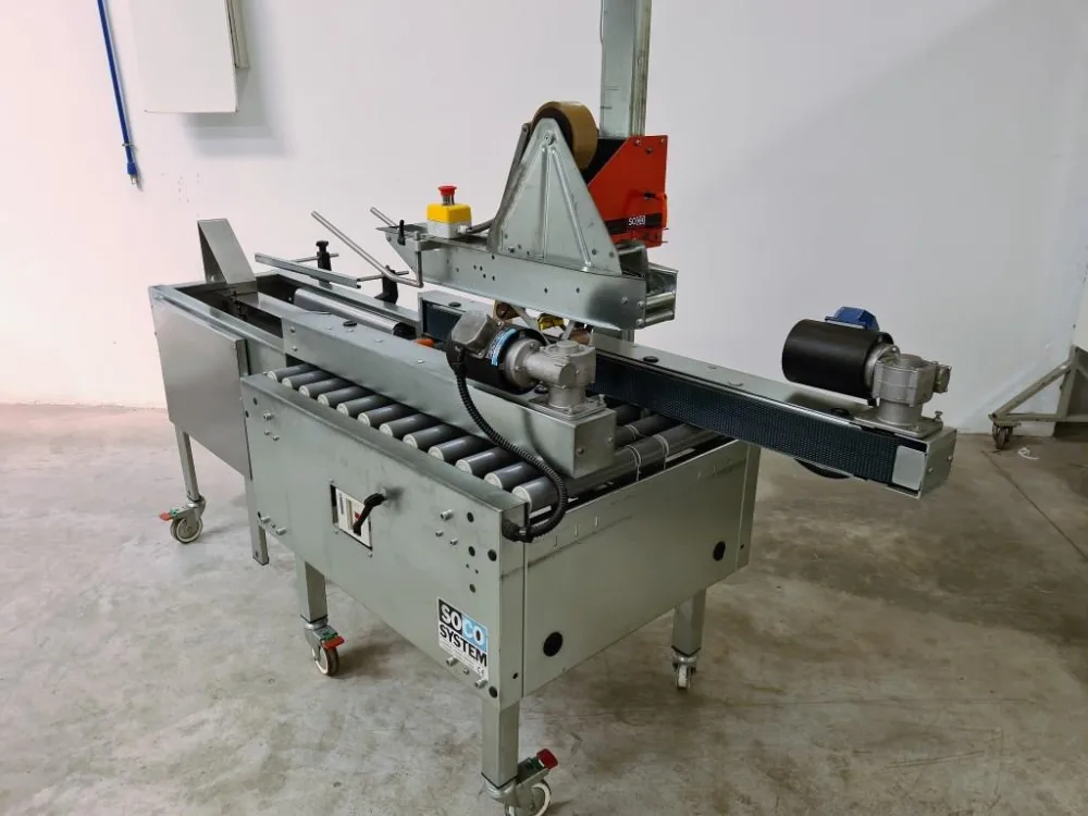 FORMATRICE NASTRATRICE PER CARTONI – SOCO SYSTEM – MOD. F100-3