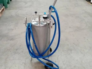 Foamer. Foam cleaning tank