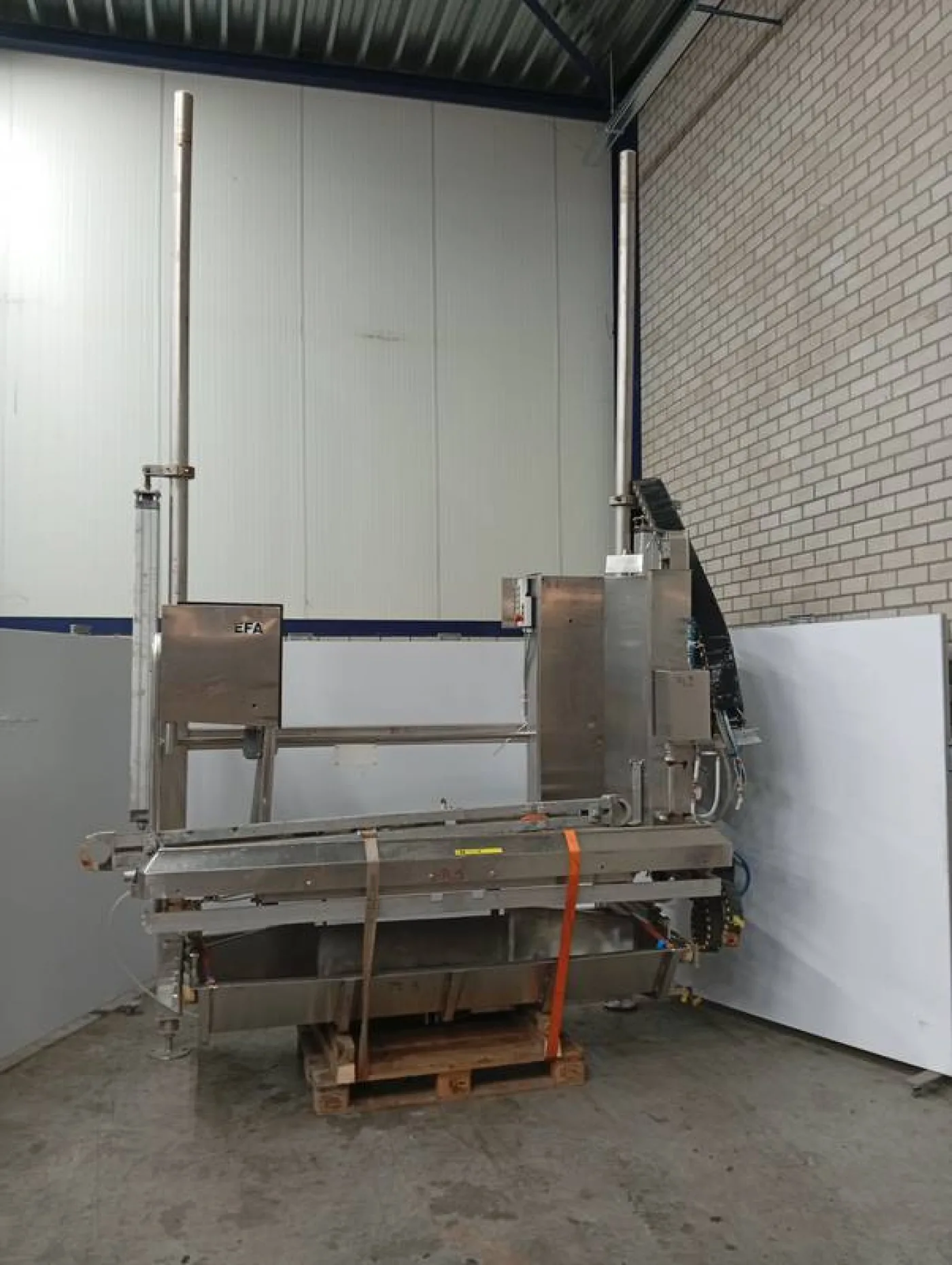 Paunch and intestine removal platform - 4