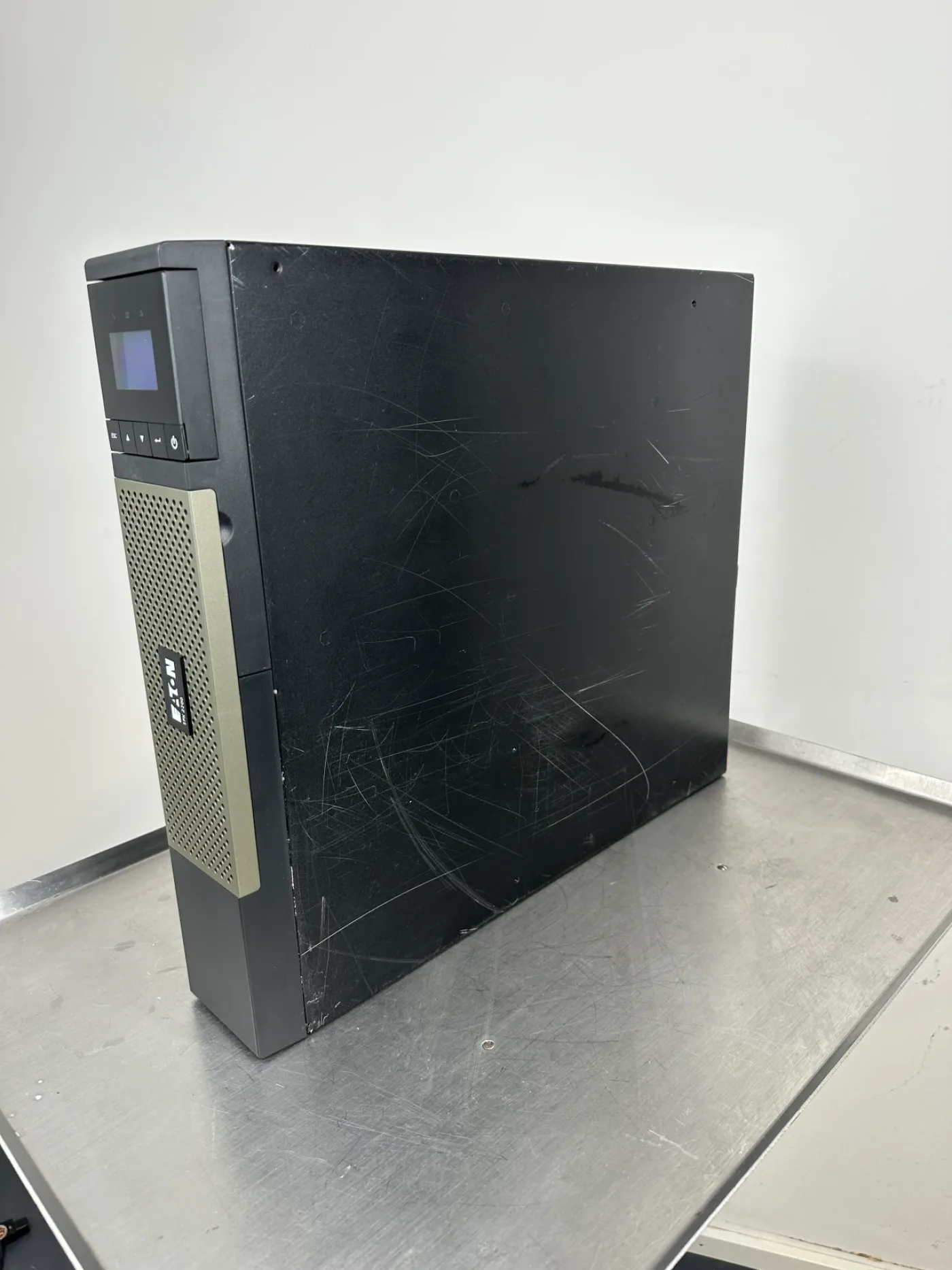 Eaton 5PX 2200i RT USV – 2200 VA / 1980 W – Rack/Tower UPS - 5