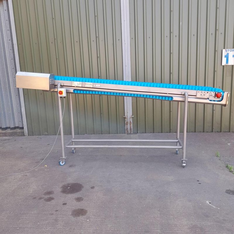 Incline Belt Conveyor