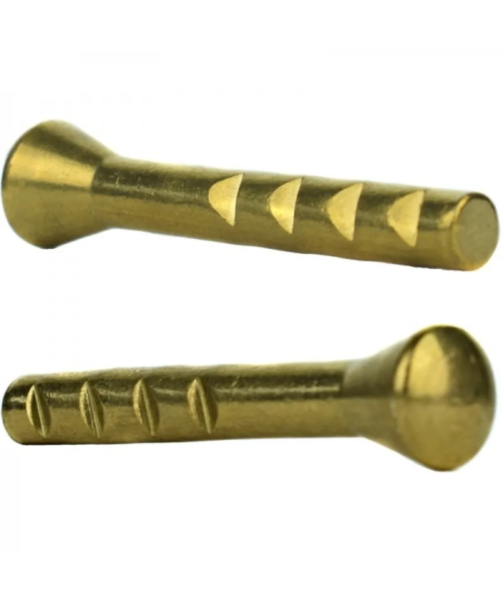Clavo de latón para pared (7 cm)