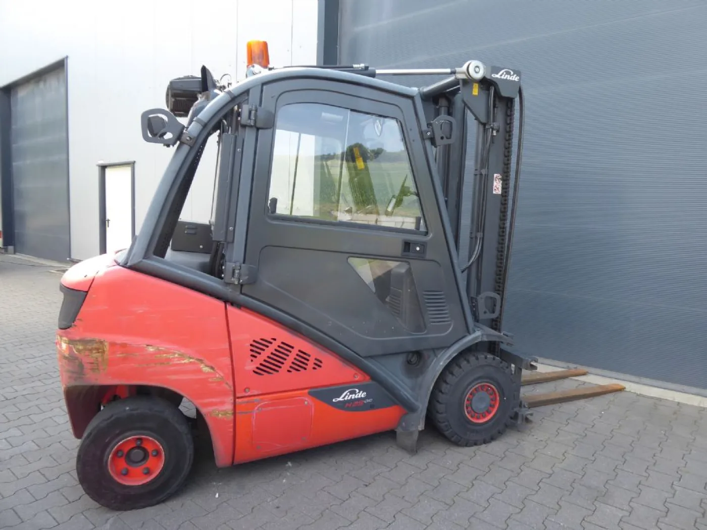 Linde H25D-02 - 8