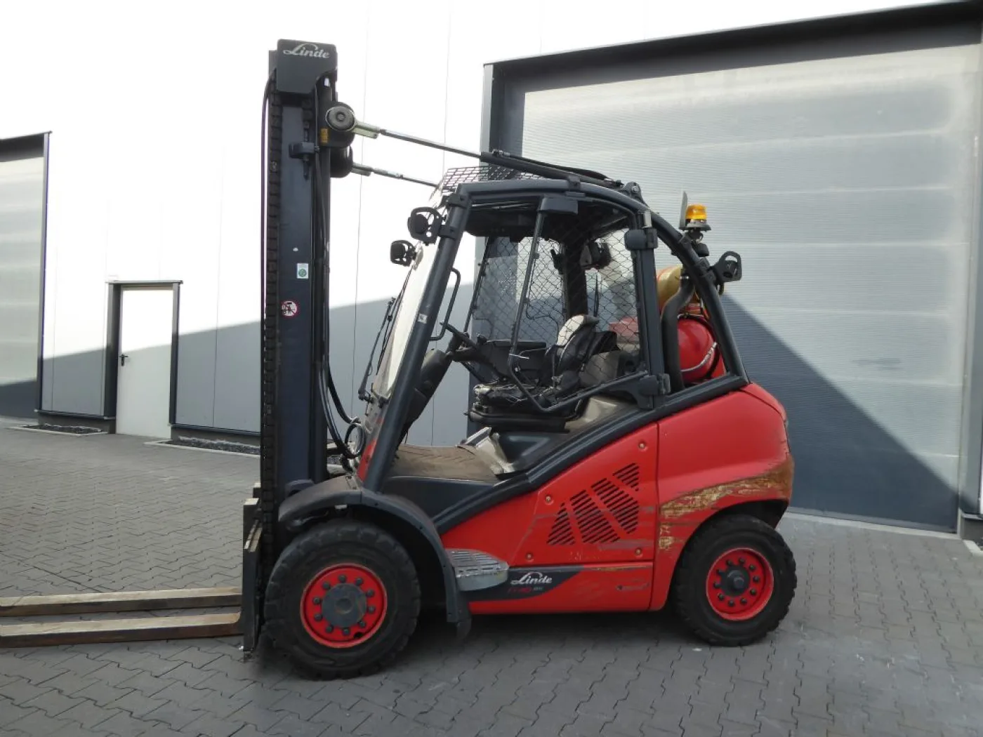 Linde H40T-02 - 4