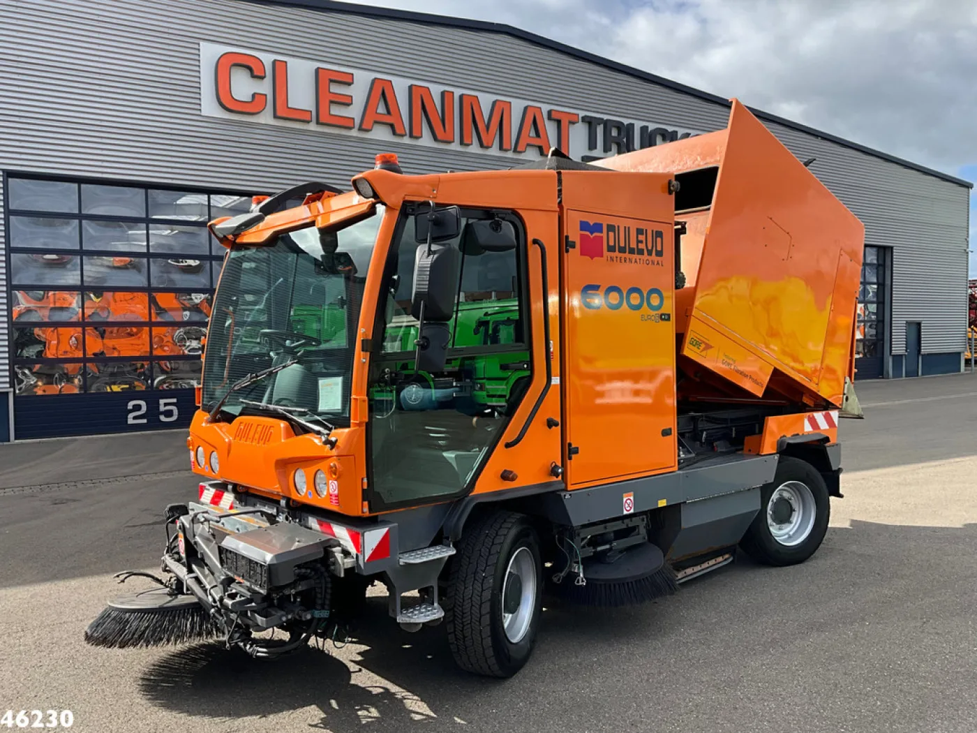 Dulevo 6000T Euro 6 with 3-rd brush - 2