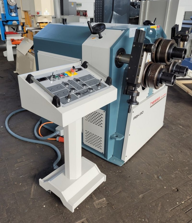 Profilbiegemaschine mit hydraulischer Walzenzustellung PBH 80
