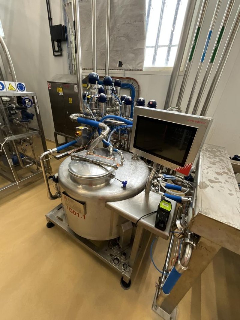 2022 A Due S.p.A. A Due S.p.A. IBC Decanting System for Syrup Pasteurisation System