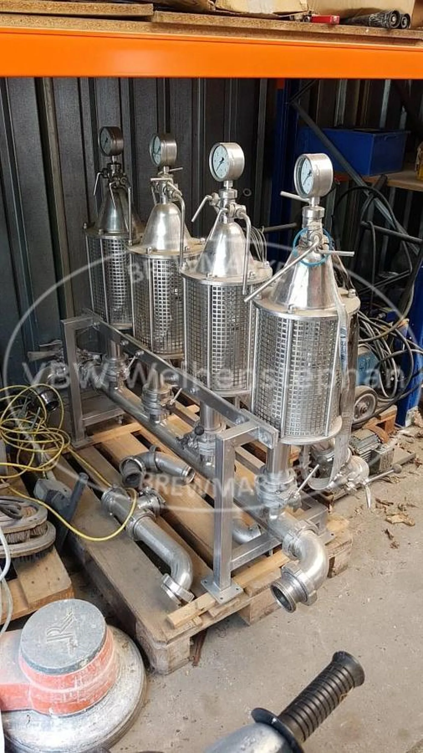 blending apparatuses - 8