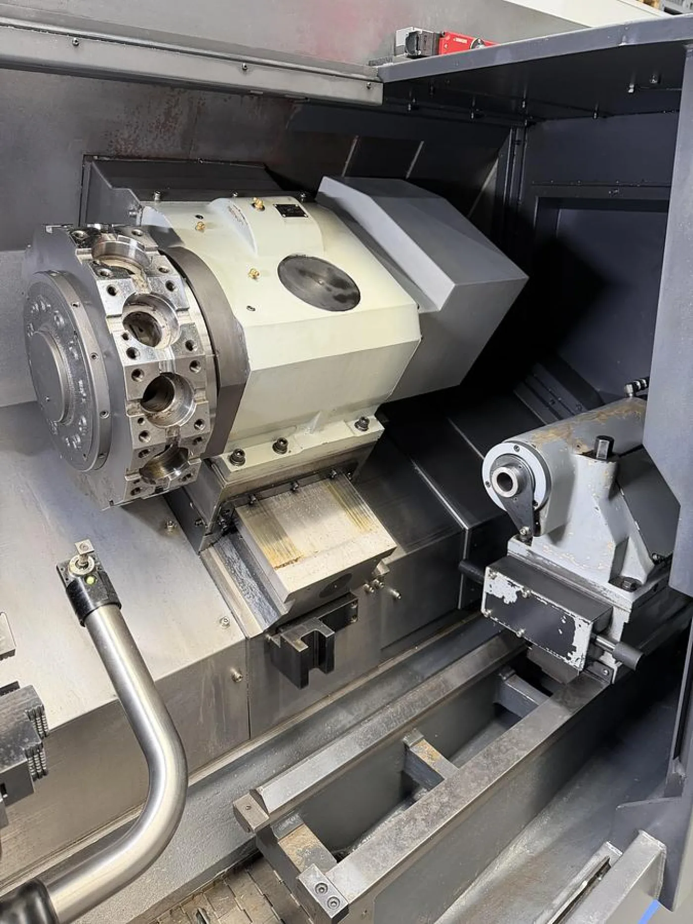 HWACHEON HI-TECH 200BL MC - 6