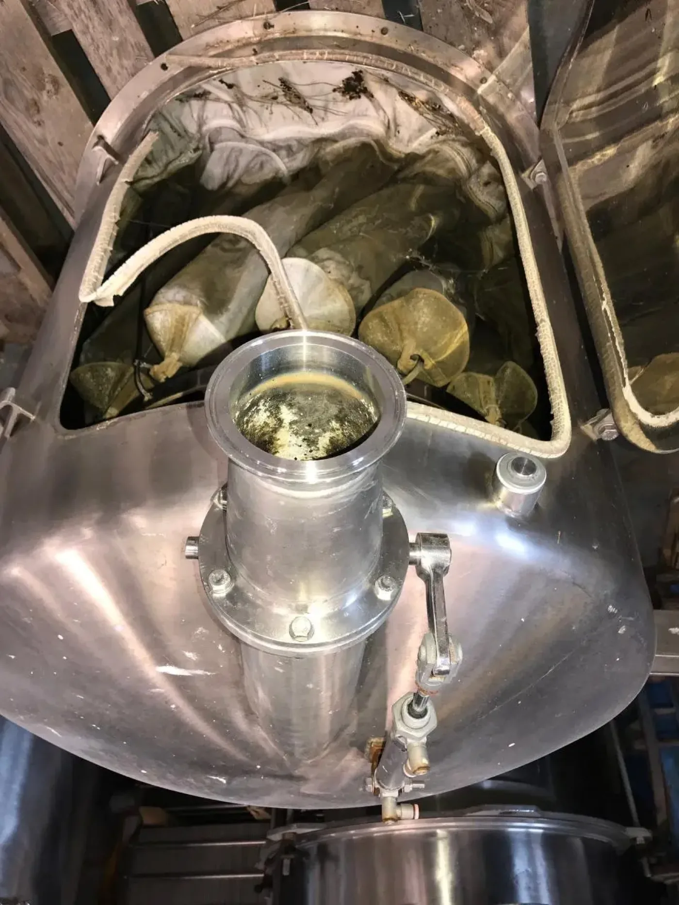 USED STAINLESS STEEL BAG FILTER - 4