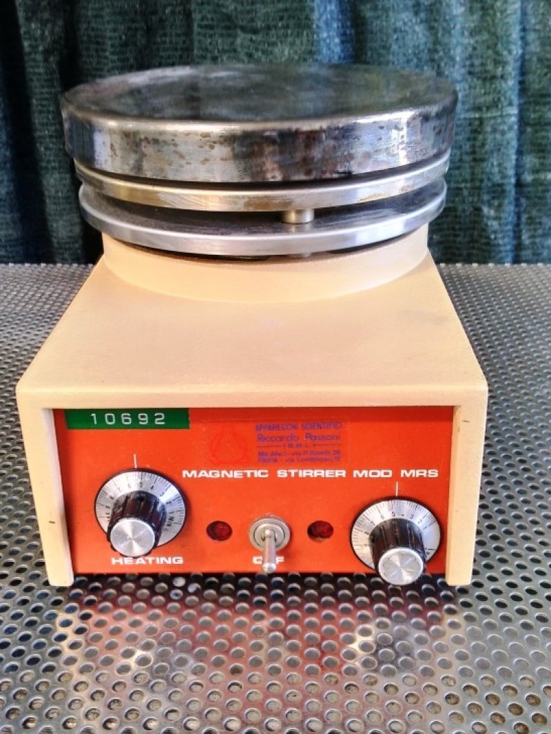 PIASTRA VIBRANTE – MAGNETIC STIRRER – MRS