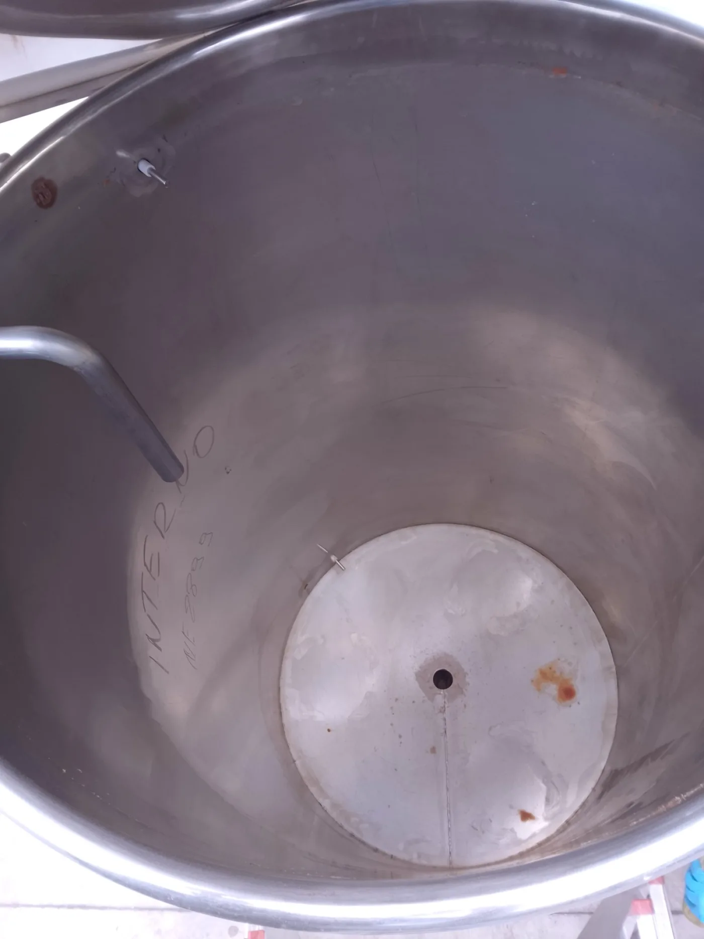 SERBATOIO ACCIAIO INOX 650 L - 6
