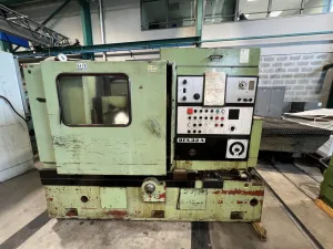 Gear Hobbing Machine – TOS OFA32A