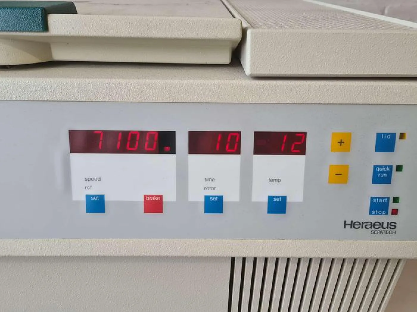Hereaus Sepatech Biofuge 15R Refrigerated Centrifuge - 6