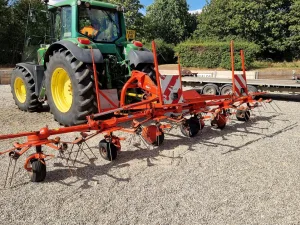 2005 Kuhn GF 6401 MH Digidrive 6-Rotor Tedder