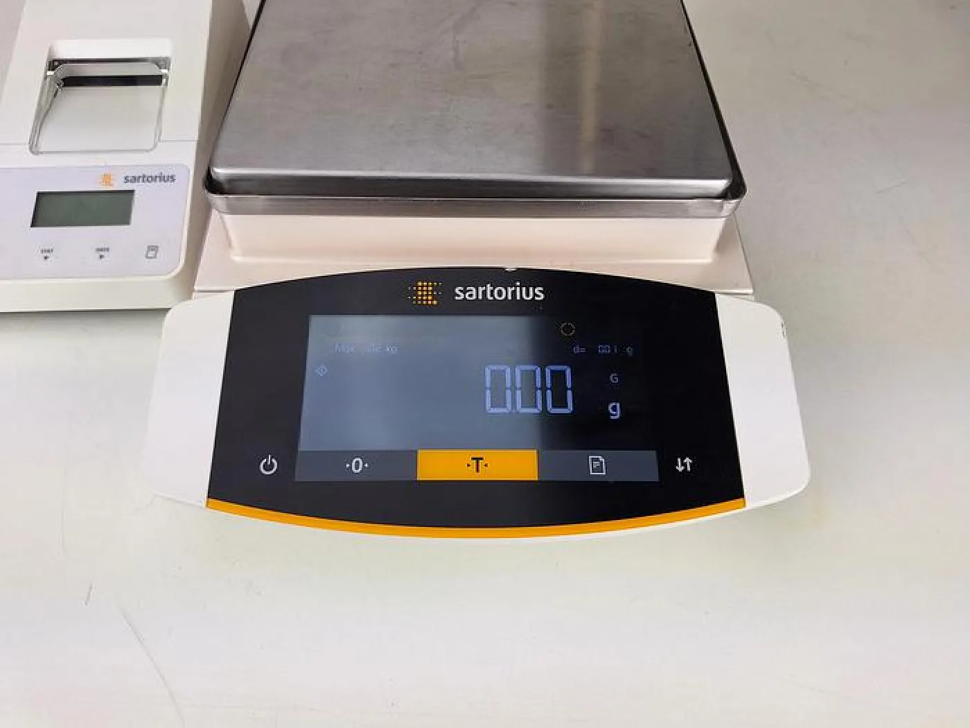Sartorius ENTRIS2201l-1S Balance +Tare Printer - 2