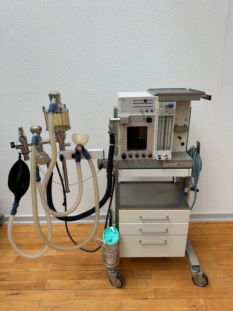 Dräger Sulla 800 V Narkosebeatmungsgerät