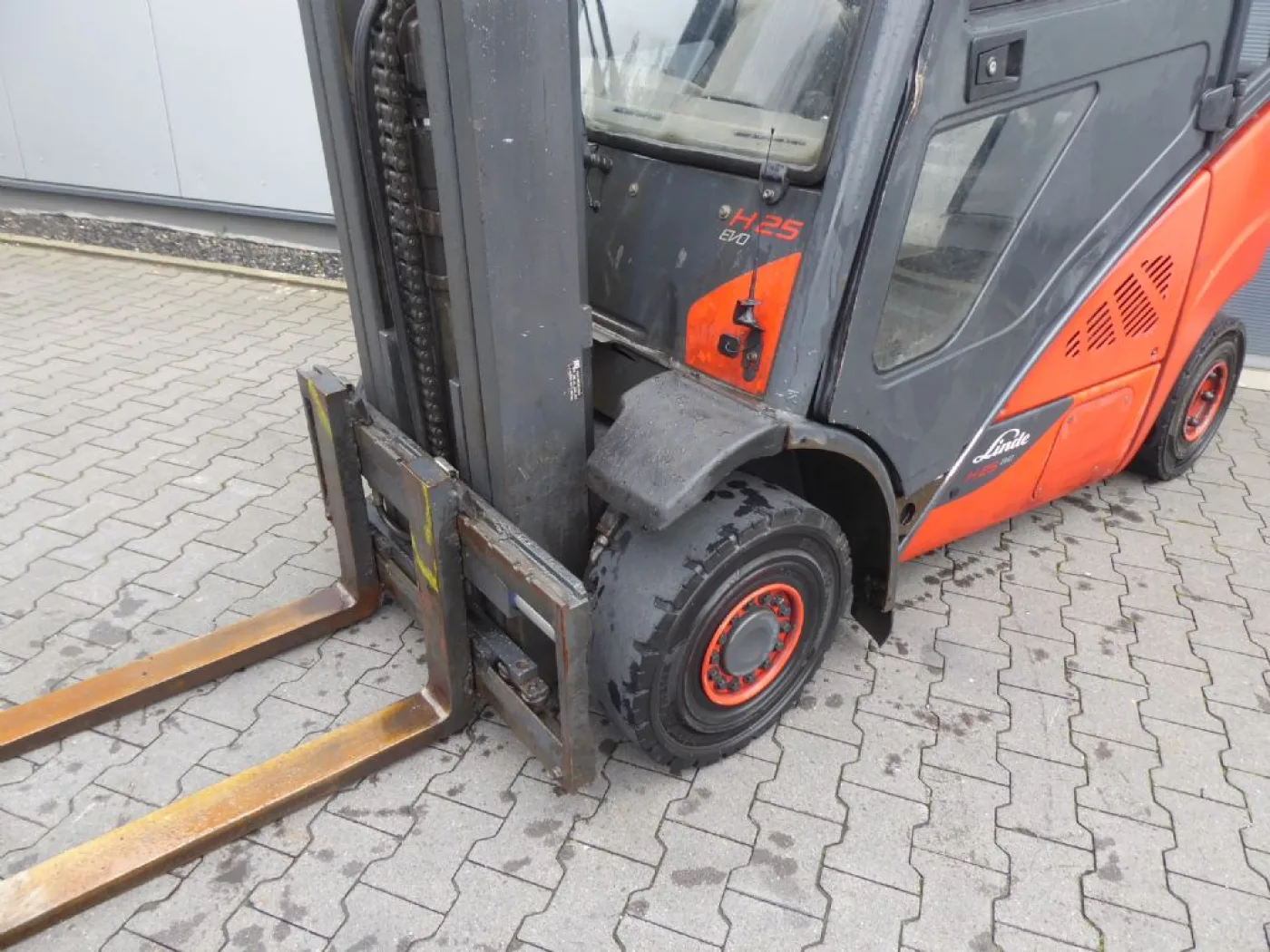 Linde H25D-02 - 1