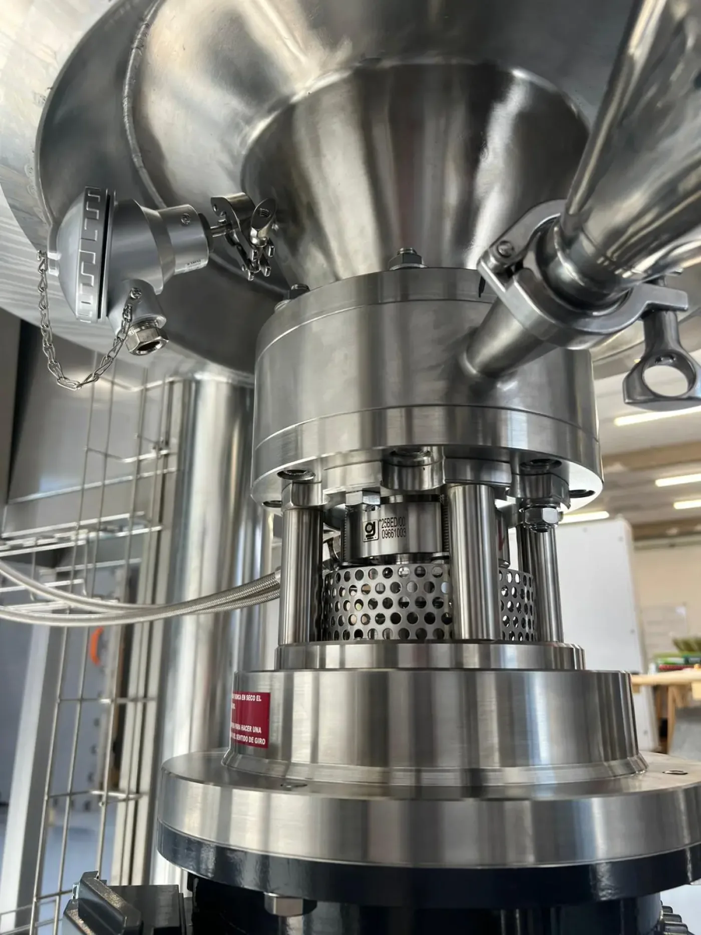 NEW COSMOS 250 EMULSIFYING REACTOR SKID - 8