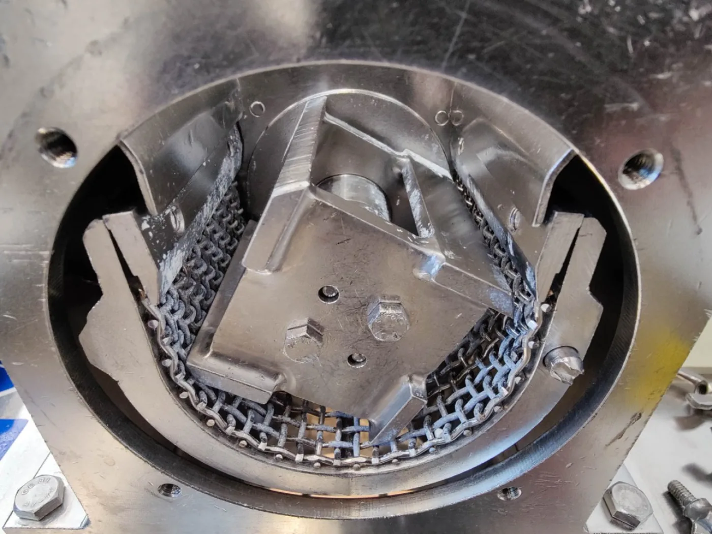 Powtec - Sieve granulator - 6