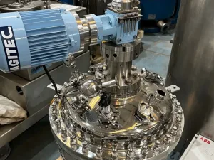 USED SOFAST STAINLESS STEEL 316L 113 LITER ASEPTIC REACTOR WITH JACKET, AGITATION AND HEATING