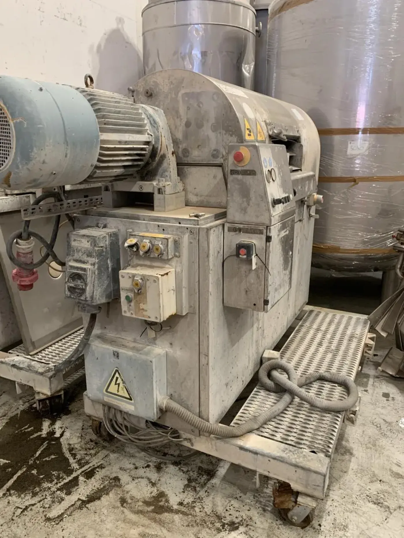 USED RIETER STAINLESS STEEL GRANULATOR - 4