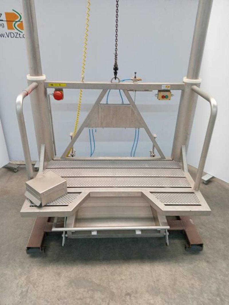 Paunch platform