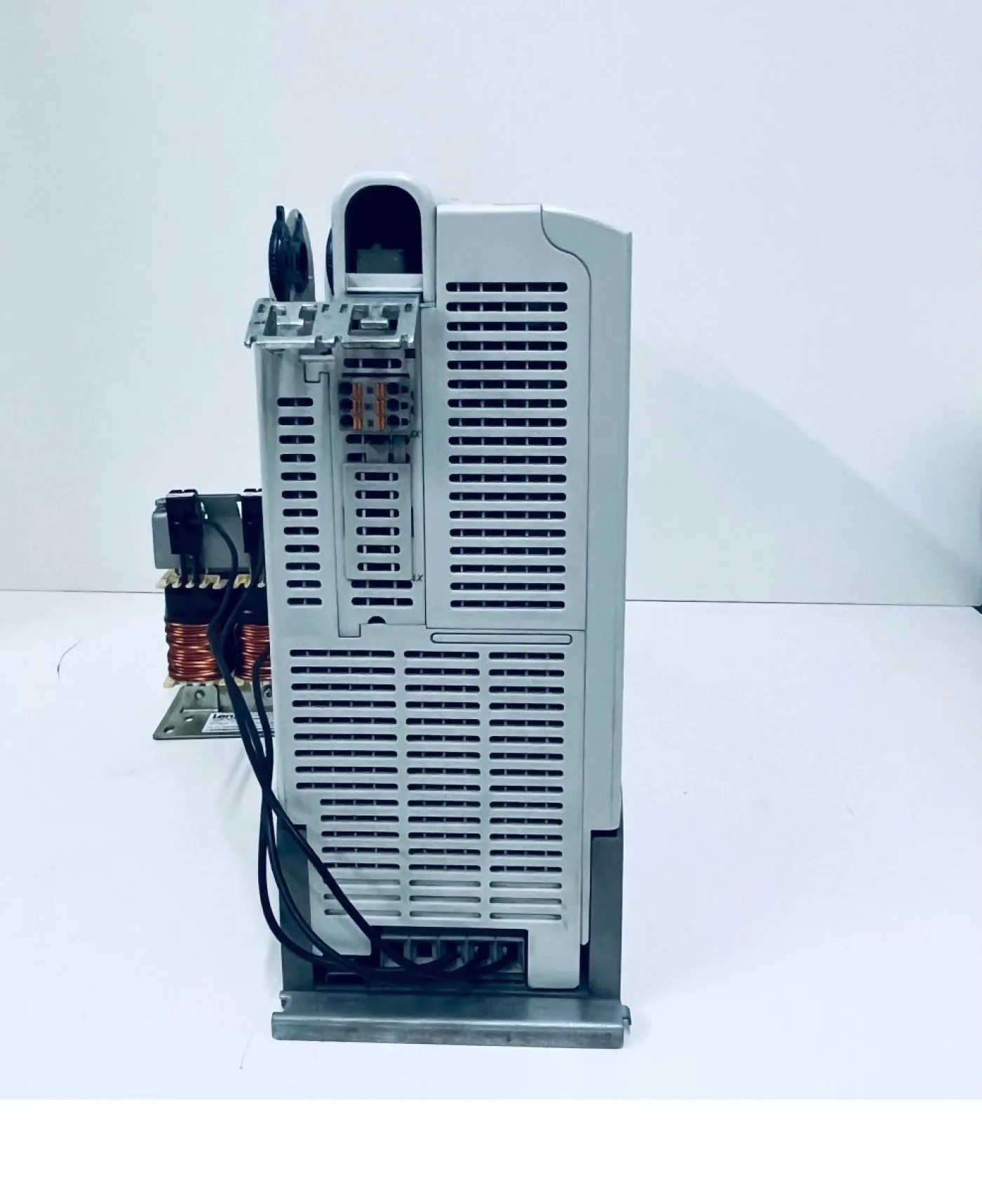 Lenze Single Drive Highline Umrichter E94ASHE0134 mit Transformer - 6