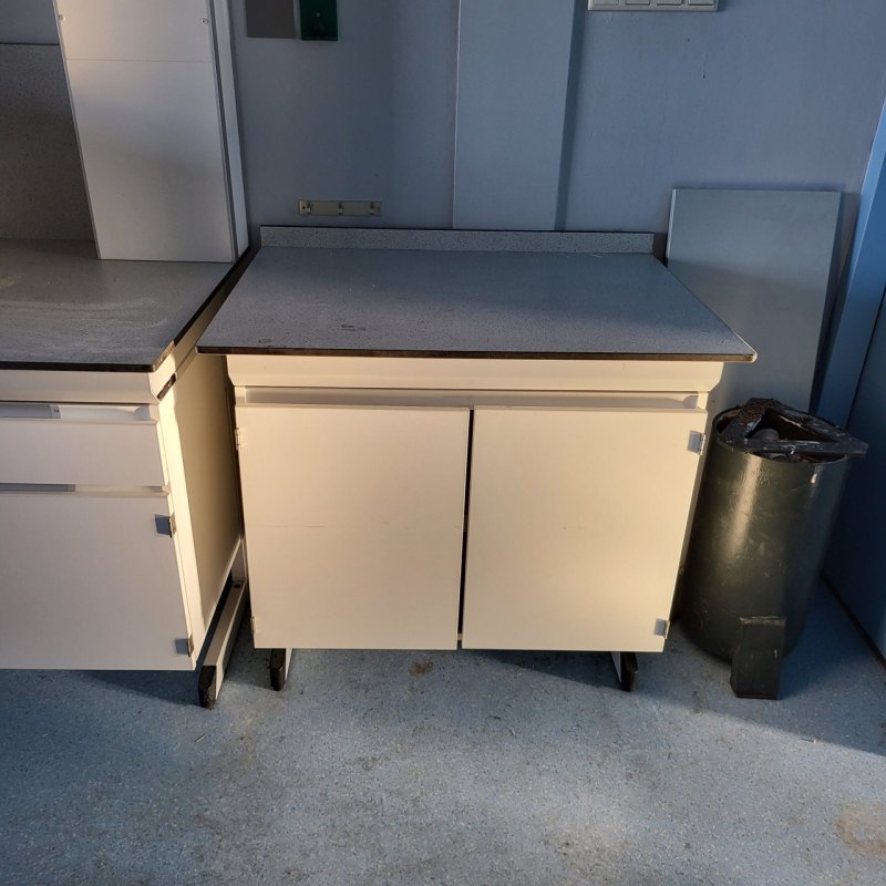 2062 – Used S+B Laboratory wall table (100 cm)
