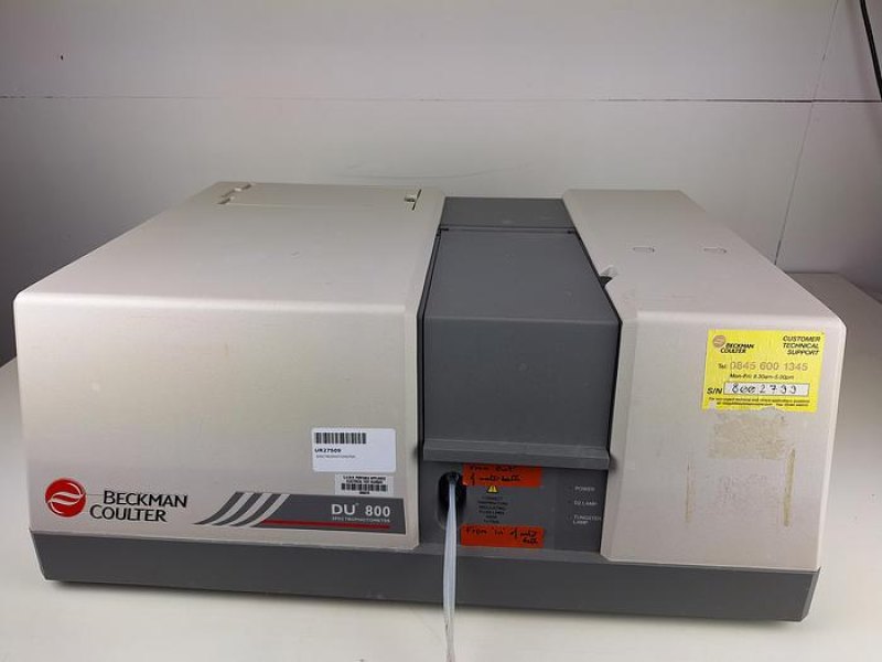 Beckman Coulter DU 800 UV-Vis Spectrophotometer