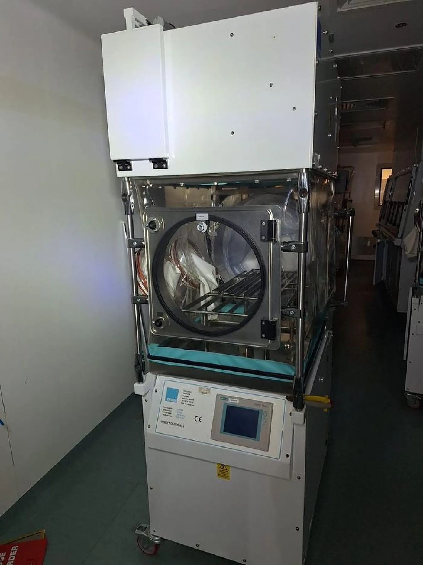 Envair ISO1 -304 Mobile Isolator safety cabinet - 2