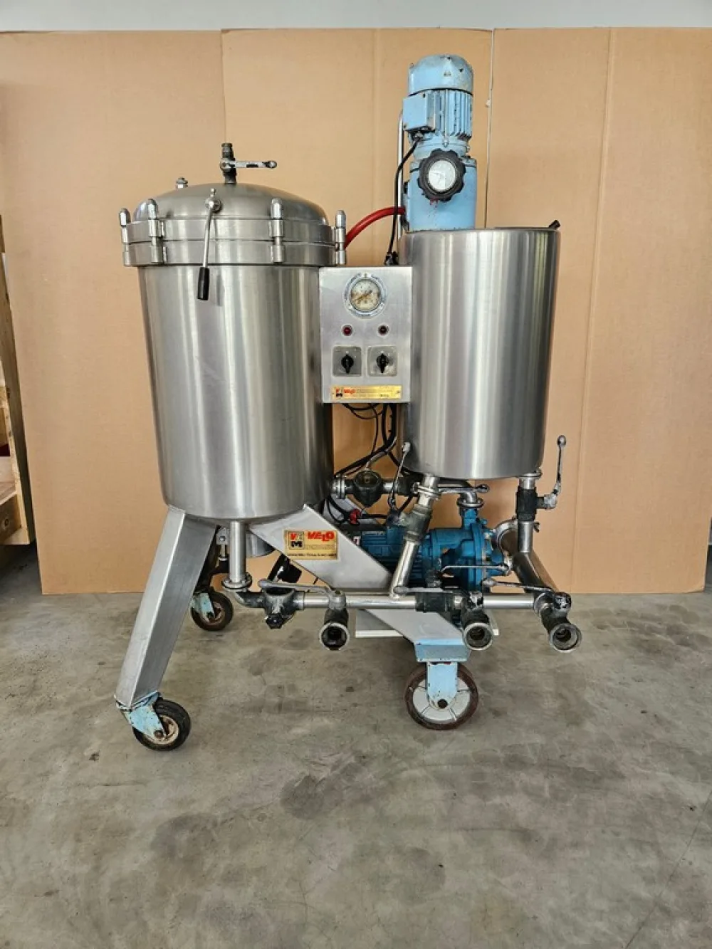 VELO BRAND KIESELGUHR STAINLESS STEEL FILTER, 4MQ OF FILTERING SURFACE, SECOND-HAND MACHINE