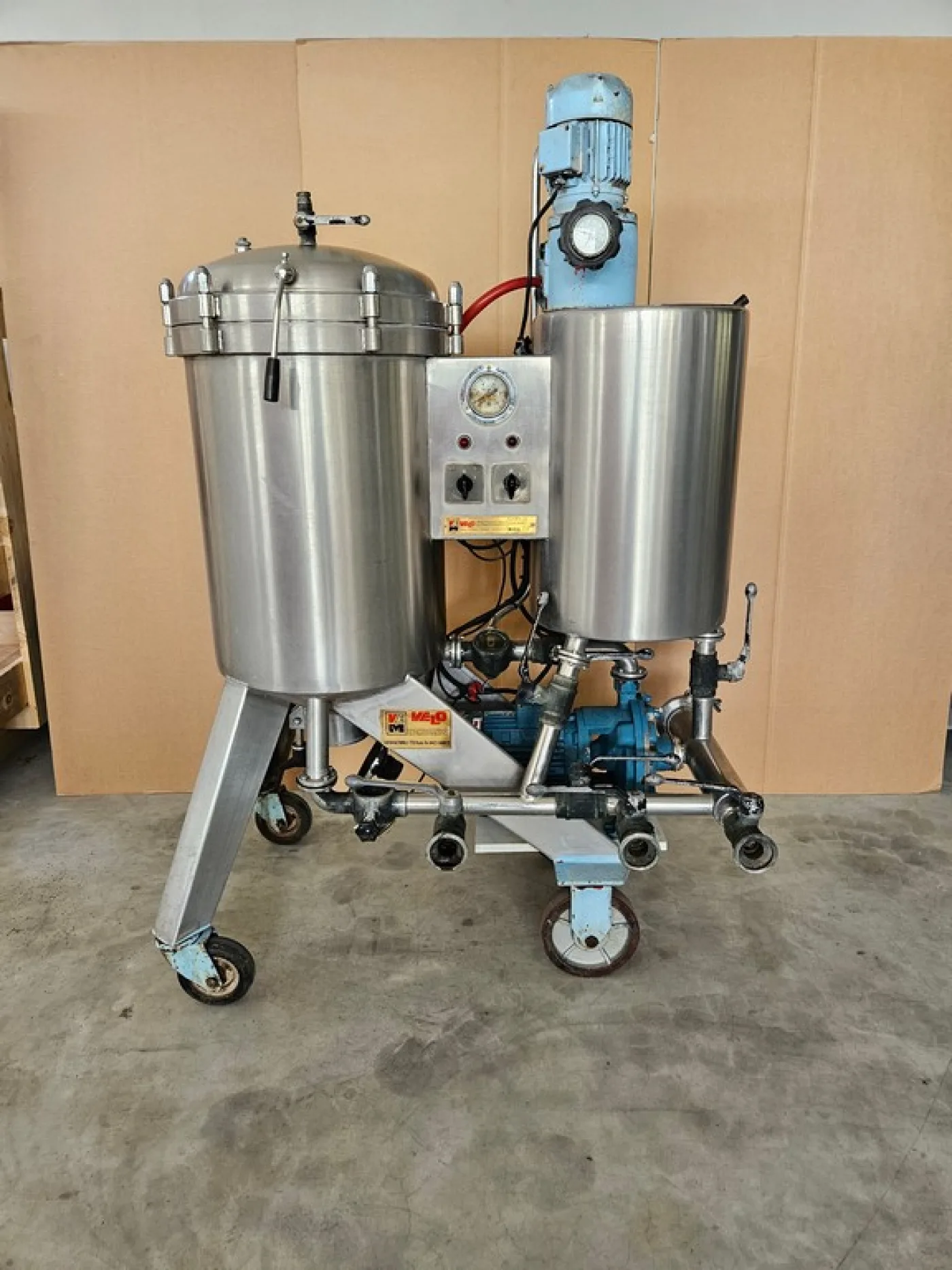 VELO BRAND KIESELGUHR STAINLESS STEEL FILTER, 4MQ OF FILTERING SURFACE, SECOND-HAND MACHINE - 1
