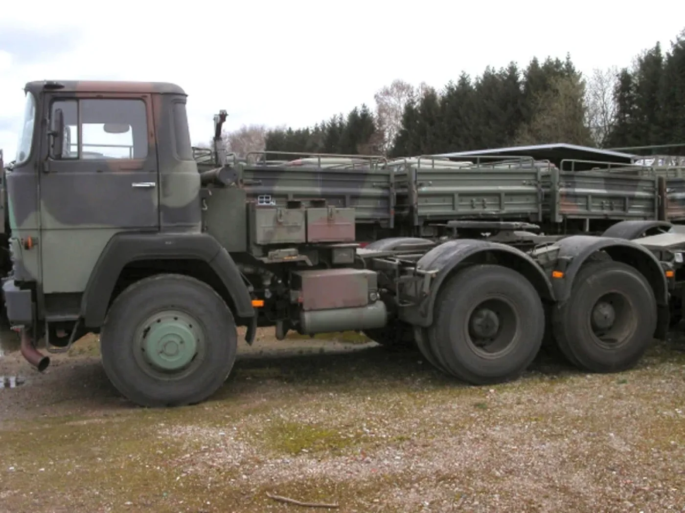 Iveco-Magirus 320 D 22 FS - 2