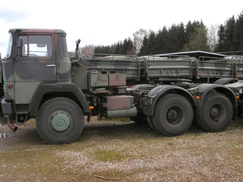 Iveco-Magirus 320 D 22 FS
