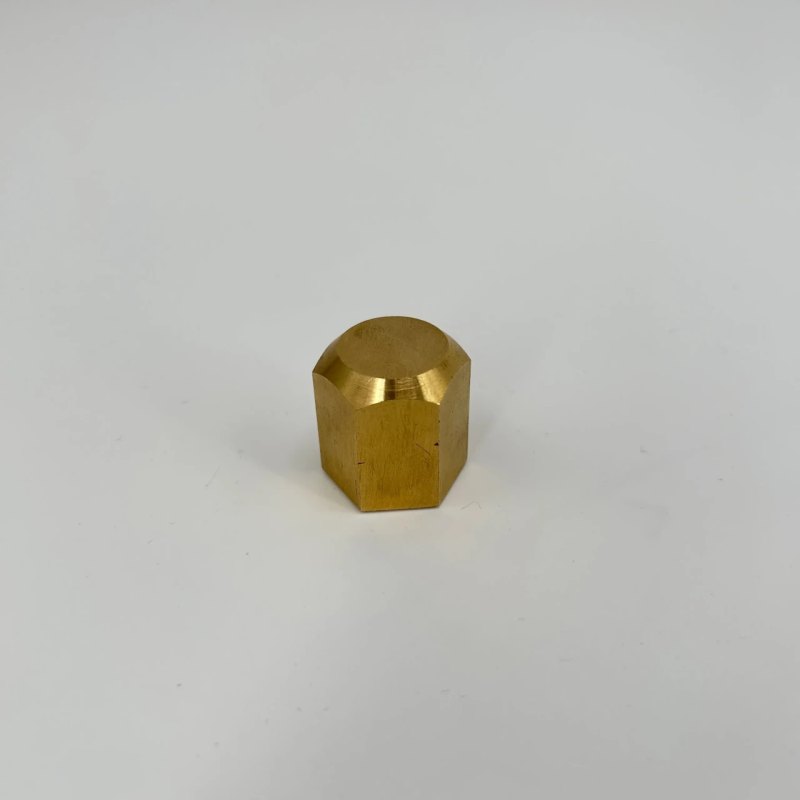 Tapón hexagonal de latón. Rosca 5/8″