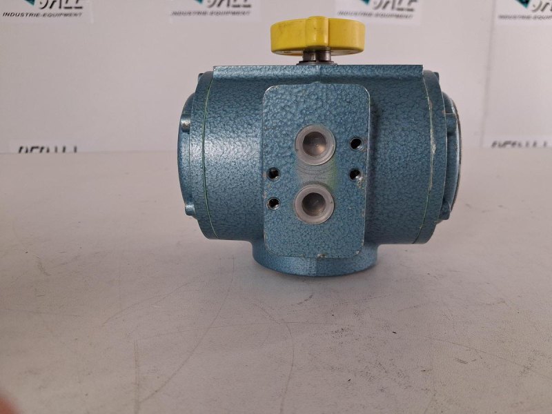 AMG Antrieb und Mechanik Pneumatischer Drehflügelantrieb SADO 10 F05 – ungebraucht